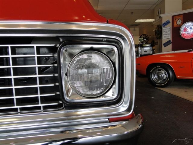 1972 Red Chevrolet C-10