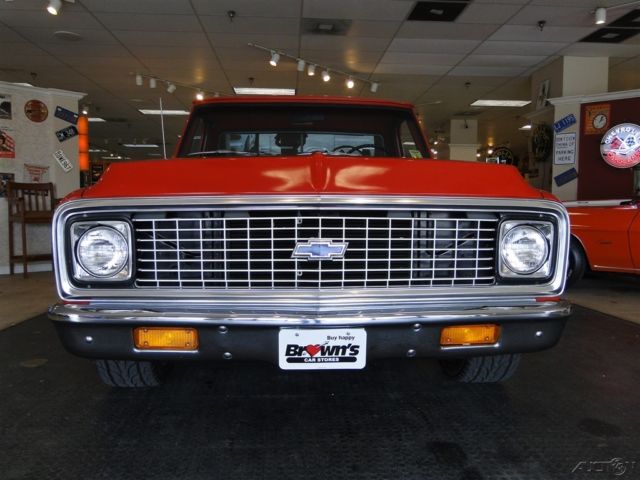 1972 Red Chevrolet C-10