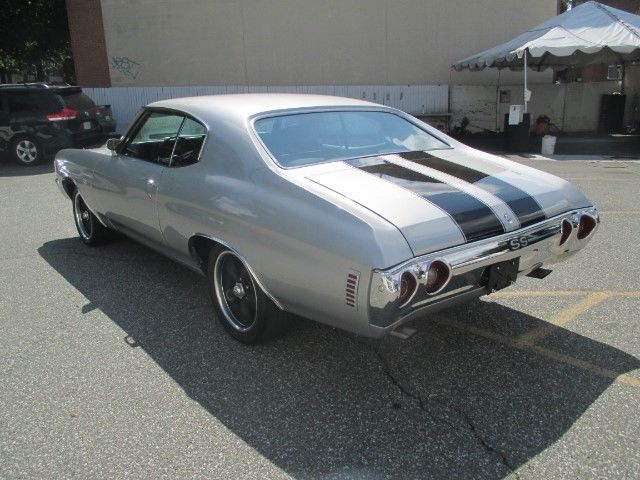 1972 Silver Chevrolet Chevelle Coupe