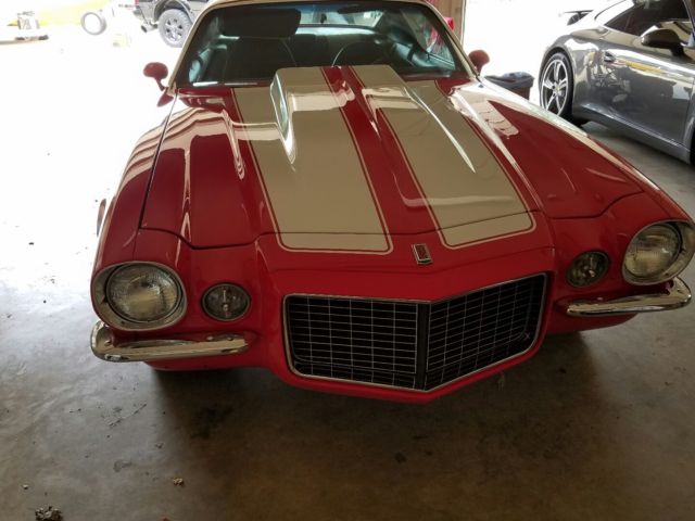 1972 Lingerie Red/white stripes Chevrolet Camaro Coupe
