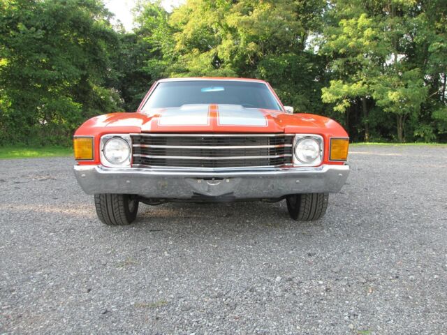 1972 Orange Chevrolet Chevelle Wagon