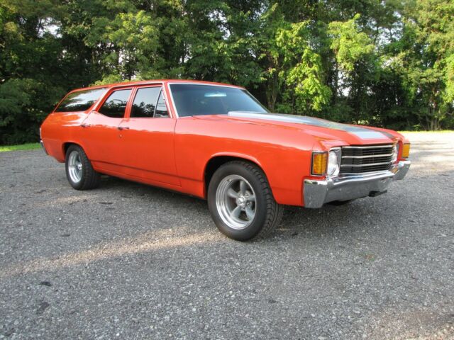 1972 Orange Chevrolet Chevelle Wagon