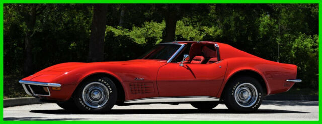 1972 Red Chevrolet Corvette