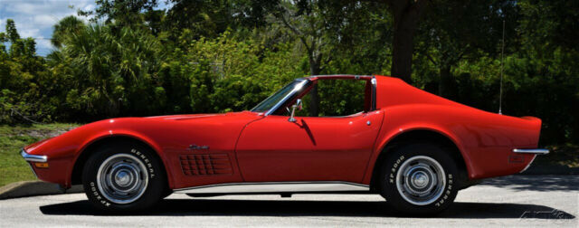 1972 Red Chevrolet Corvette