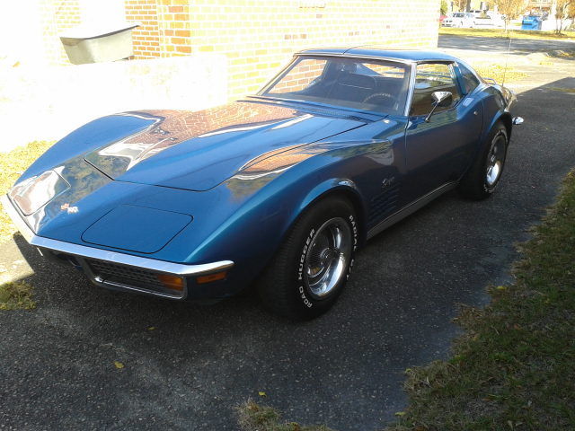 1972 Blue Chevrolet Corvette Coupe