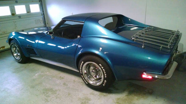 1972 Blue Chevrolet Corvette Coupe