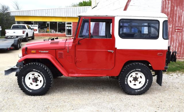 1974 Red Toyota Land Cruiser