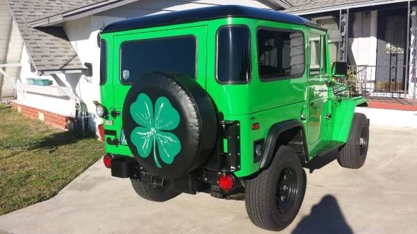 1972 White (off white) Toyota Land Cruiser