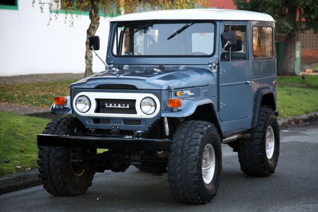 1972 Blue Toyota Land Cruiser SUV