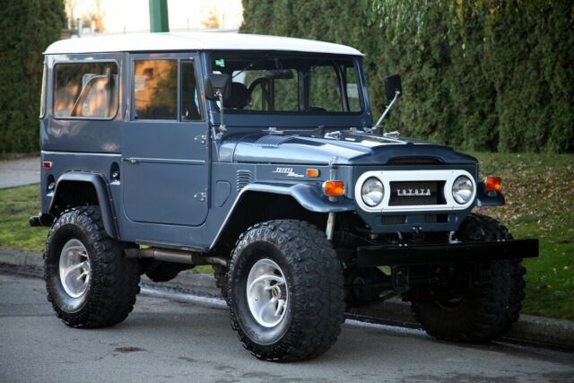 1972 Blue Toyota Land Cruiser SUV