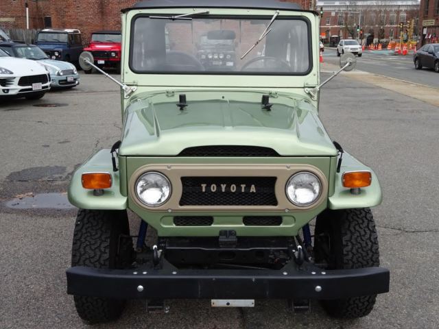 1972 Rhone Green  Toyota FJ Cruiser