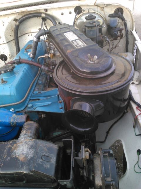 1972 White Toyota Land Cruiser SUV