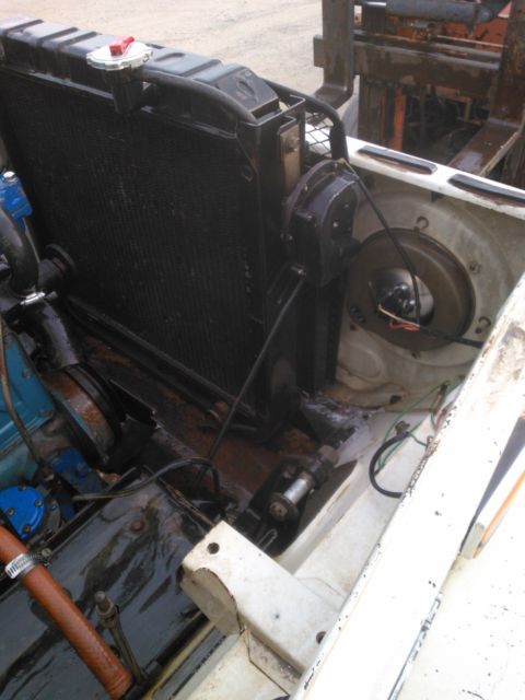 1972 White Toyota Land Cruiser SUV