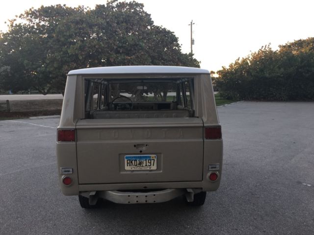 1972 Dune Beige/Bone White Toyota Land Cruiser SUV