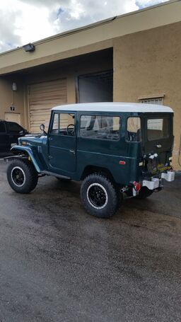 1972 Green Toyota Land Cruiser U/K