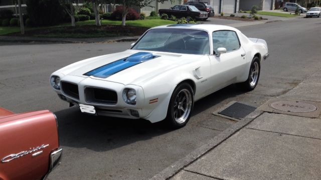 1972 White Pontiac Trans Am Coupe