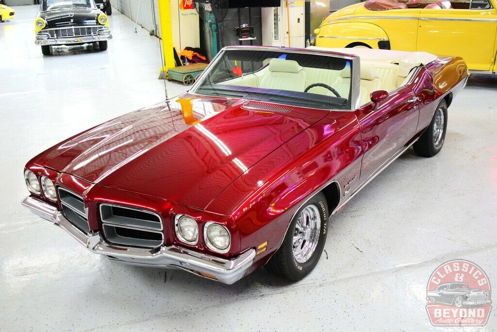 1972 Red Chevrolet Corvette Convertible
