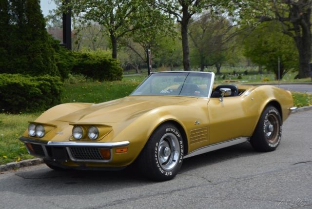 1972 Yellow Chevrolet Corvette Convertible