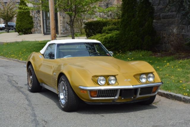 1972 Yellow Chevrolet Corvette Convertible