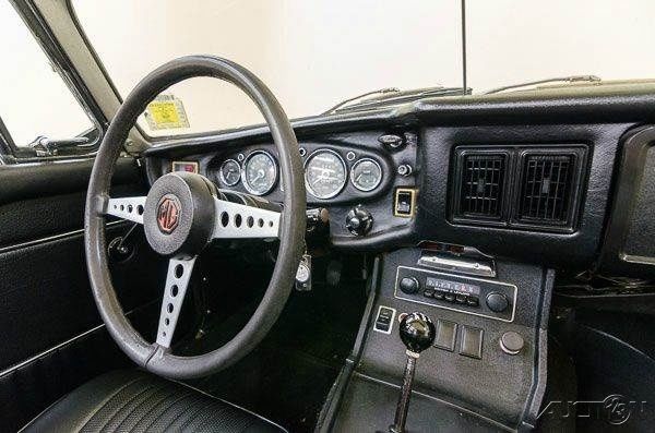 1972 Black Chevrolet C10