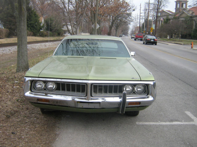 1972 Green Chrysler Newport Sedan