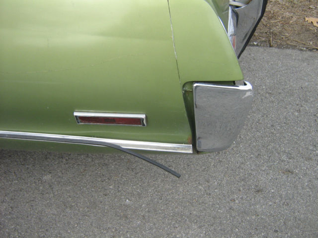 1972 Green Chrysler Newport Sedan