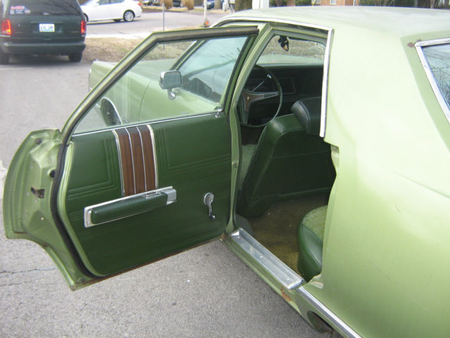 1972 Green Chrysler Newport Sedan