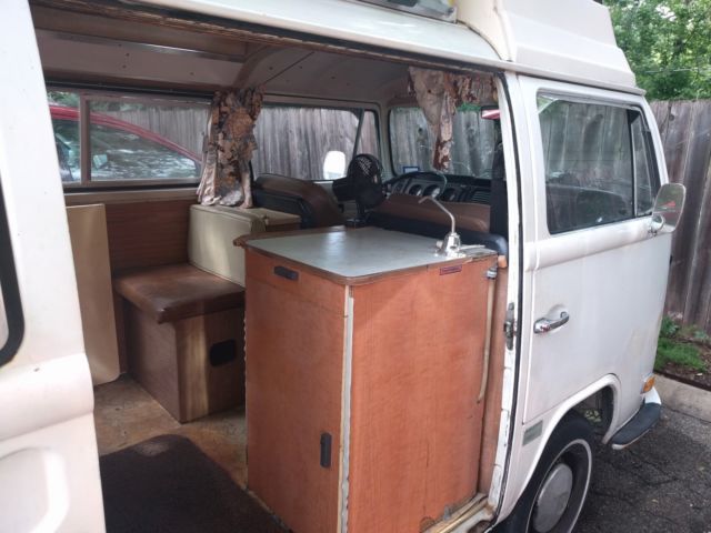 1972 White Volkswagen Bus/Vanagon Van Camper