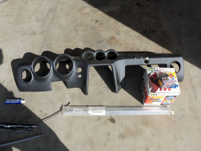 1973 Orange Nissan 240Z Hatchback