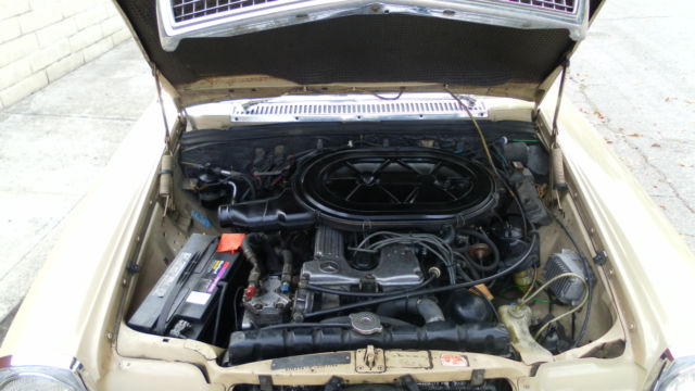 1973 Tan Mercedes-Benz 200-Series Coupe