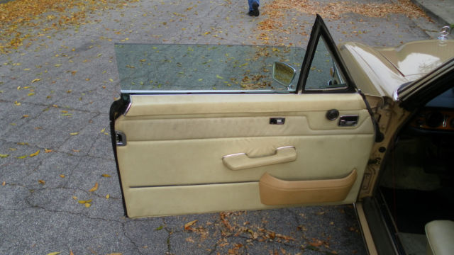 1973 Tan Mercedes-Benz 200-Series Coupe