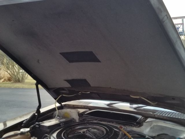 1973 brown enamel Mercedes-Benz 400-Series Sedan