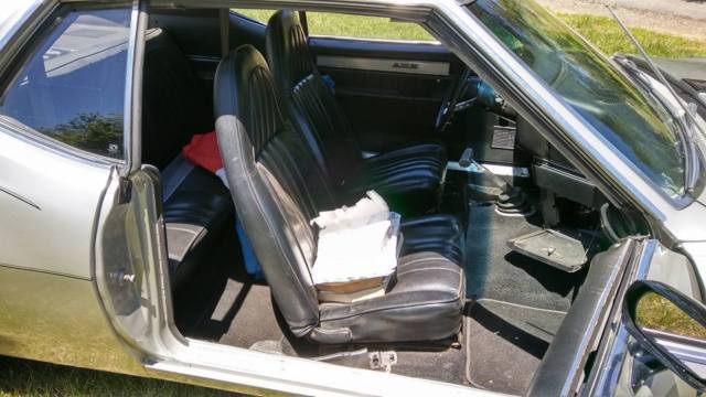 1973 Silver AMC Javelin Coupe