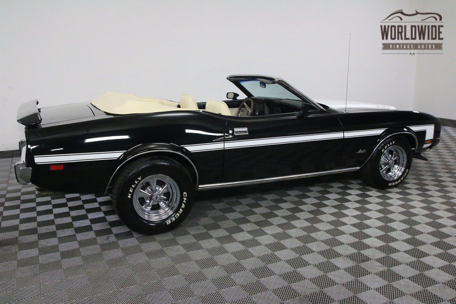 1973 Black Ford Mustang