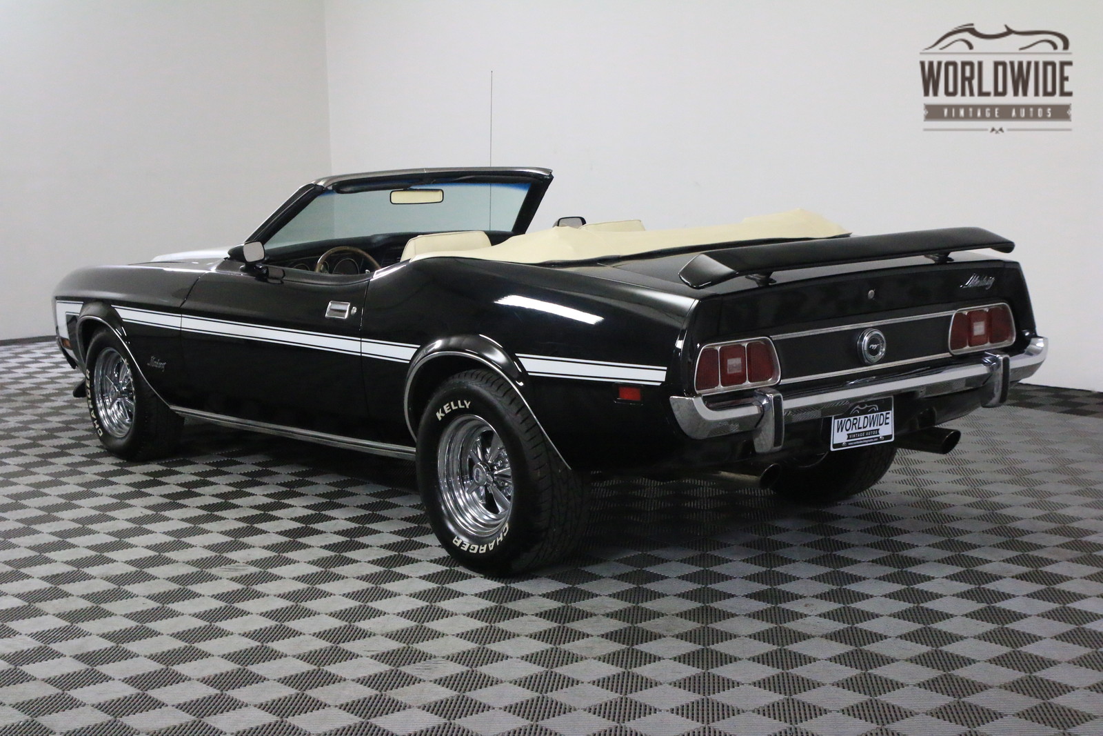 1973 Black Ford Mustang