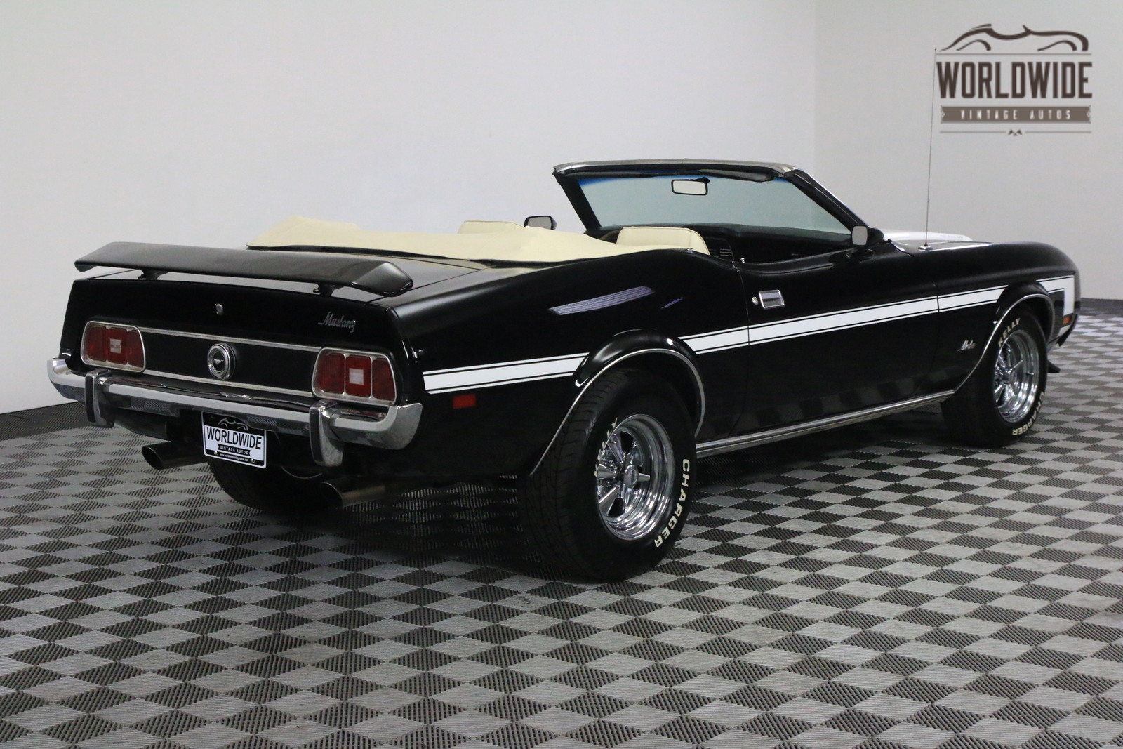 1973 Black Ford Mustang