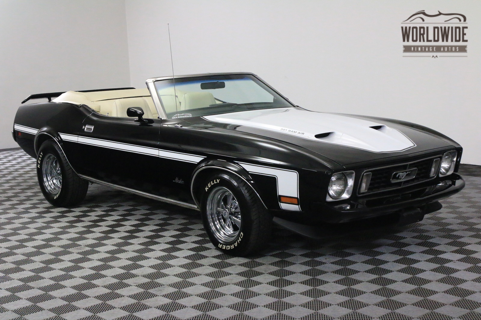 1973 Black Ford Mustang