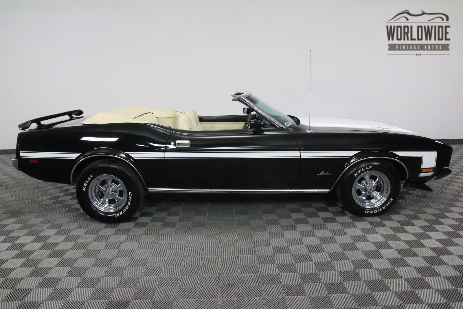 1973 Black Ford Mustang