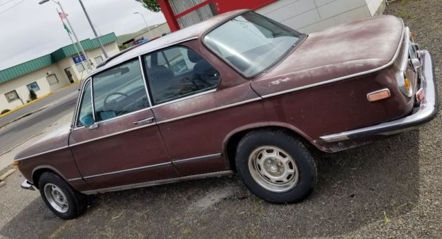 1973 Burgundy BMW 2002 Coupe