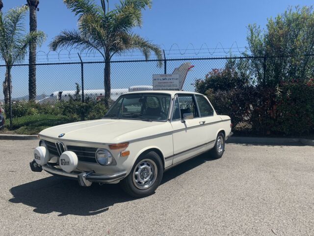 1973 White BMW 2002 Coupe