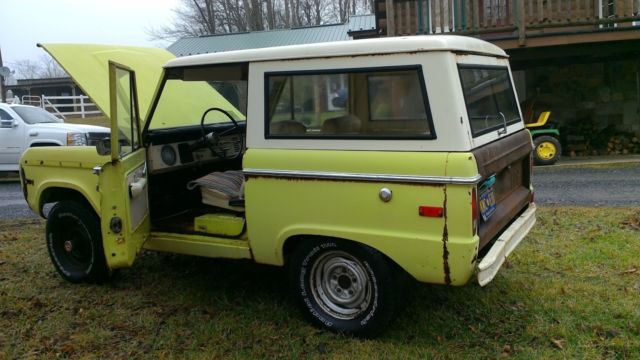 1973 Ford Bronco Wagon