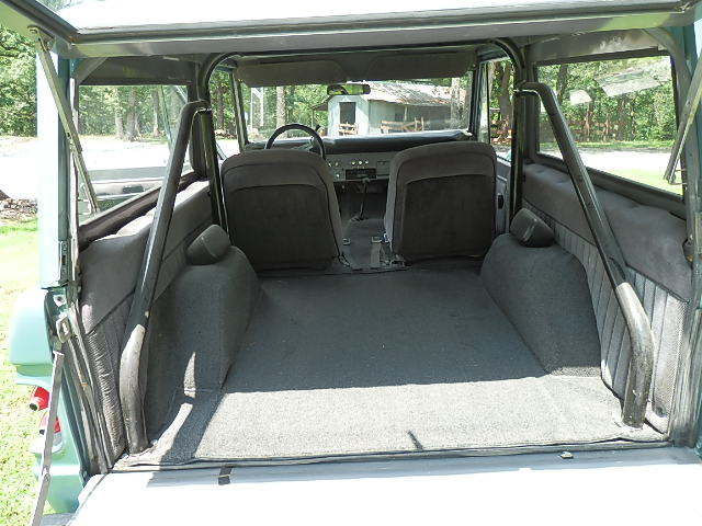 1973 Blue Ford Bronco SUV