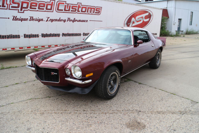 1973 Burgundy Chevrolet Camaro coupe