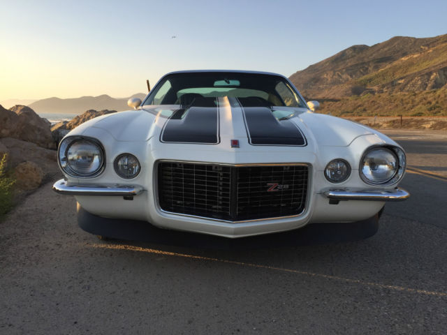 1973 White Chevrolet Camaro Coupe