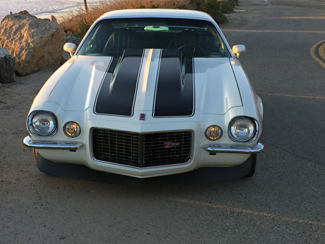 1973 White Chevrolet Camaro Coupe
