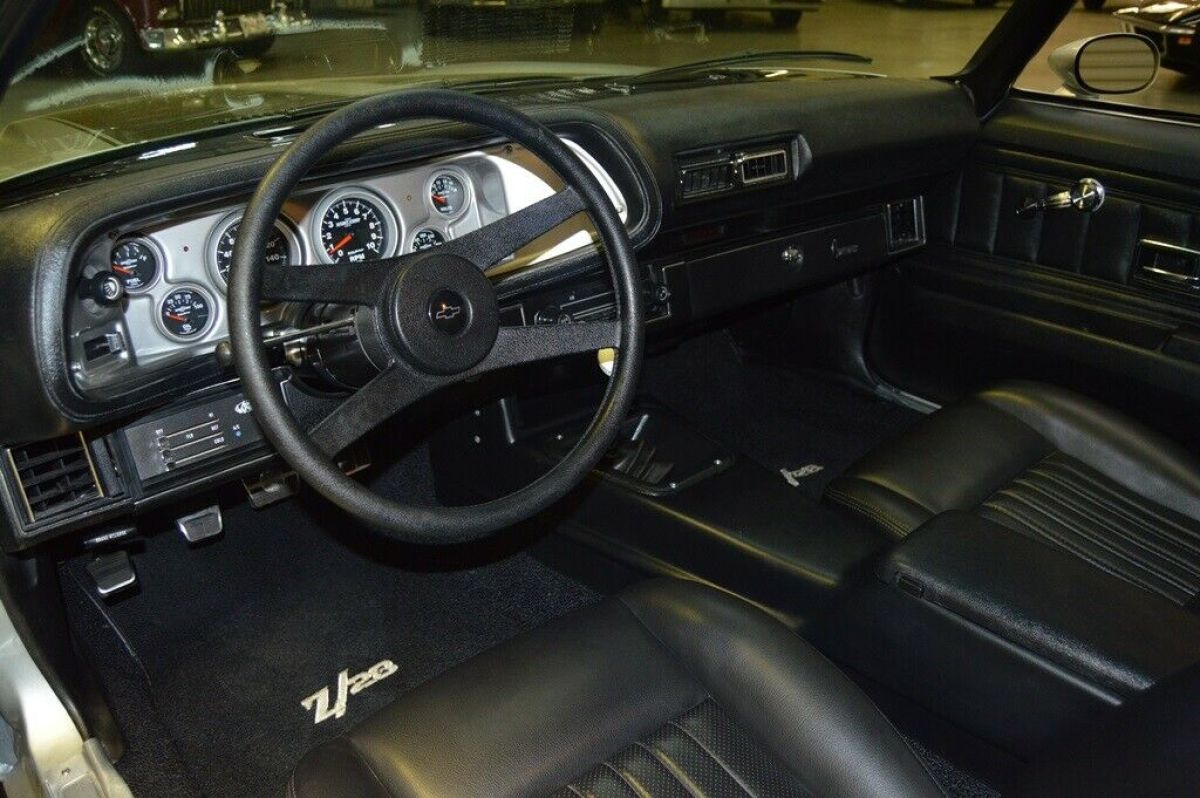 1973 Silver Chevrolet Camaro Coupe