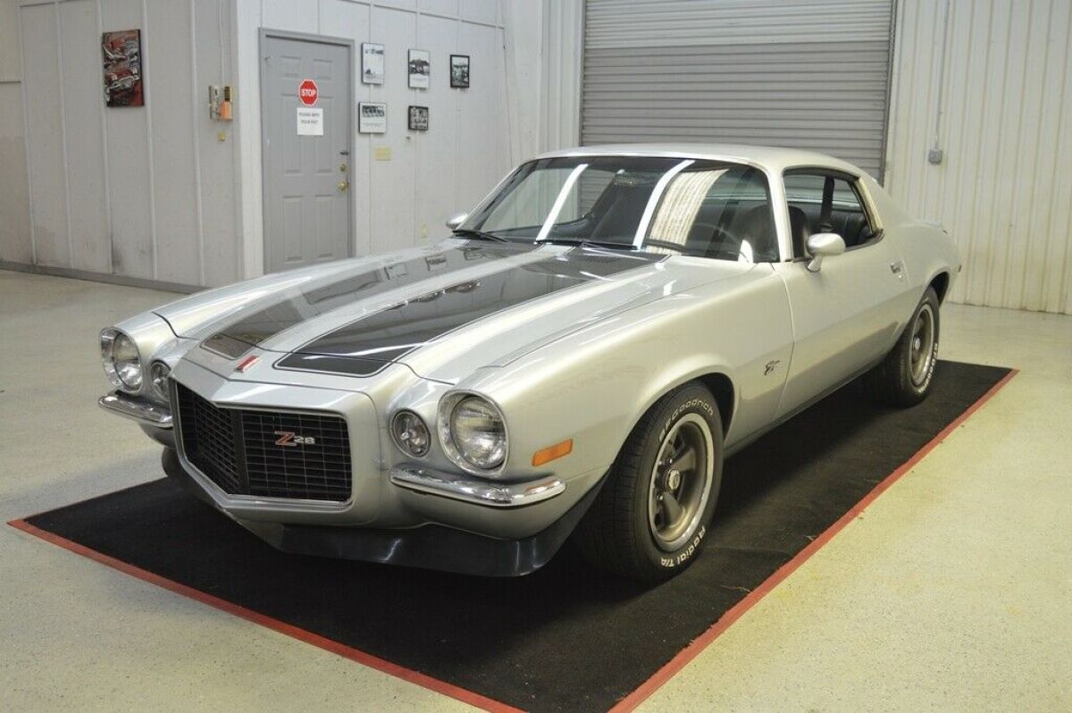 1973 Silver Chevrolet Camaro Coupe