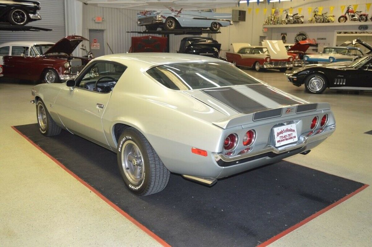 1973 Silver Chevrolet Camaro Coupe