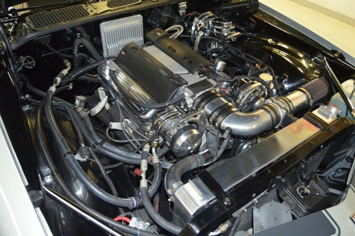 1973 Silver Chevrolet Camaro Coupe