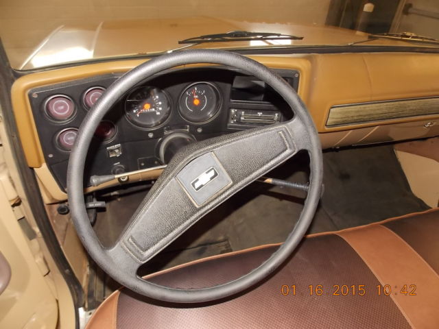 1973 Tan Chevrolet C-10 Crew Cab Pickup